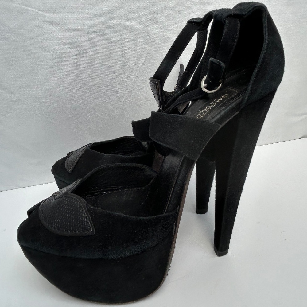 Giambattista Valli Italian Black Suede Sandals Pumps Heels - Size 7.5 - Picture 8 of 16